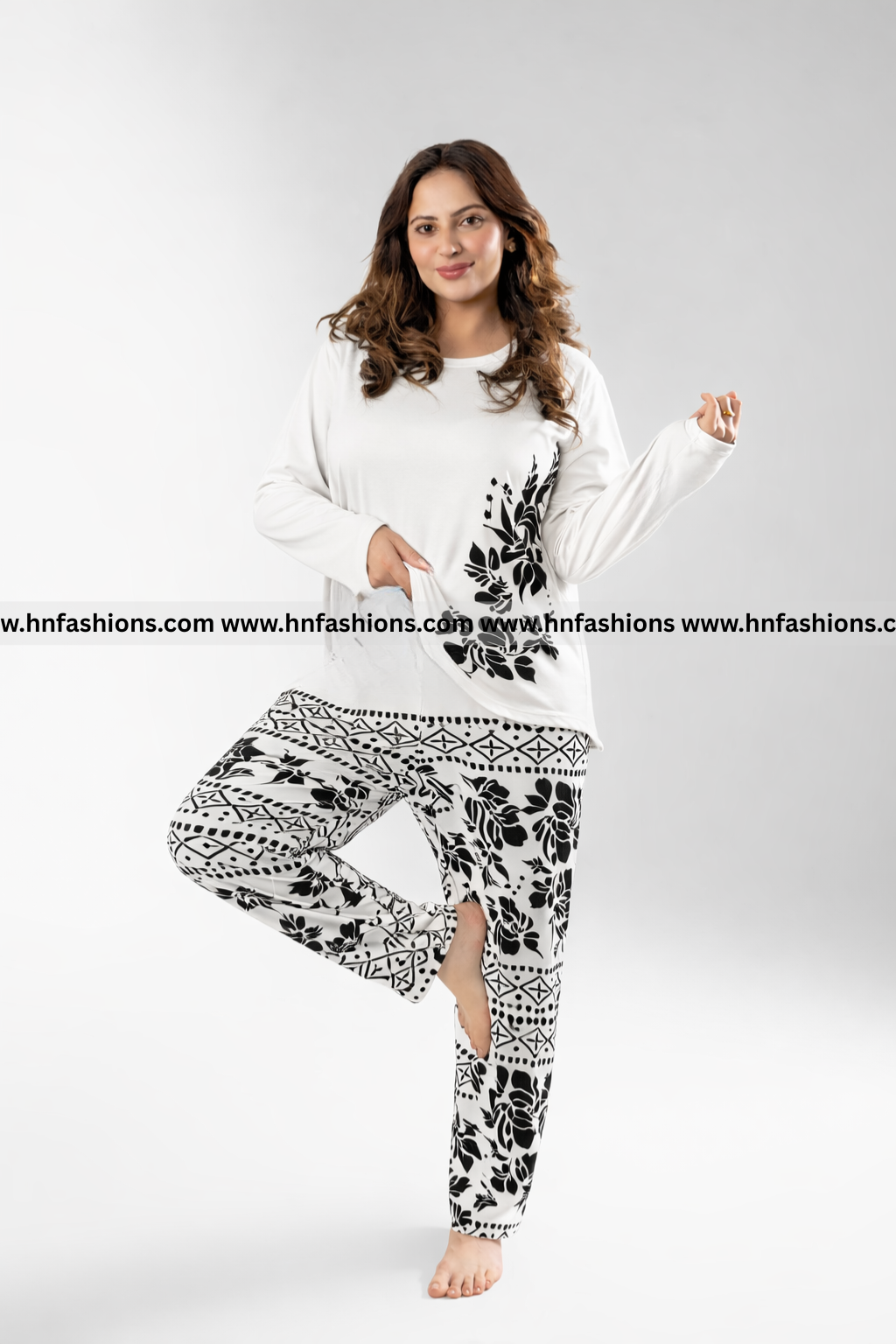 White Leaves Printed Night Suit