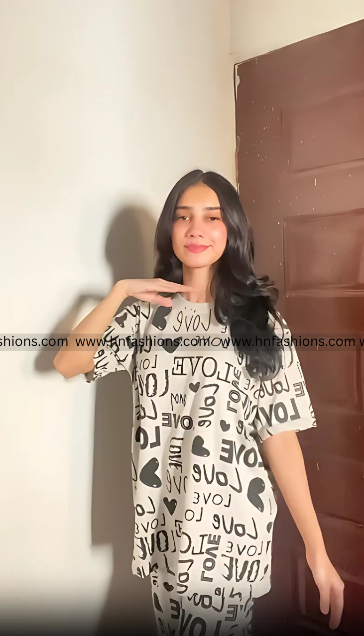 Drop Shoulder Love Printed Night Suit