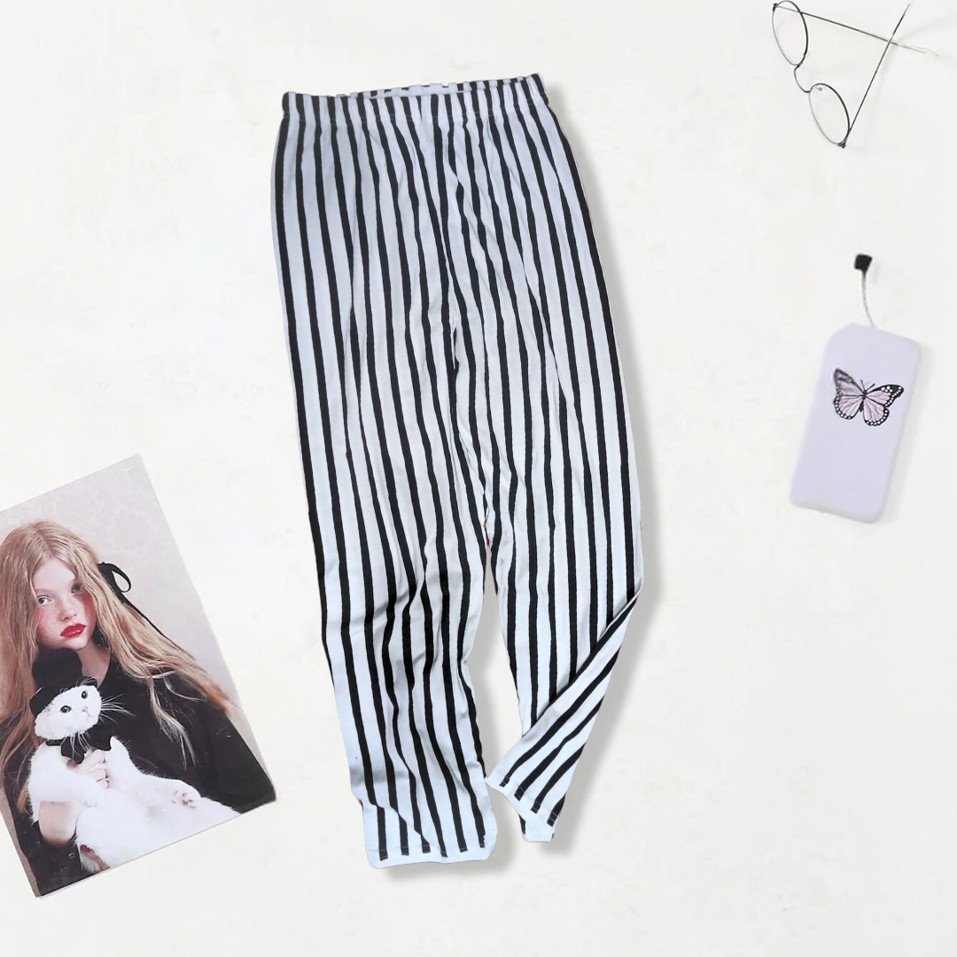 Simple White lining Printed Soft Cotton Pajama For Women