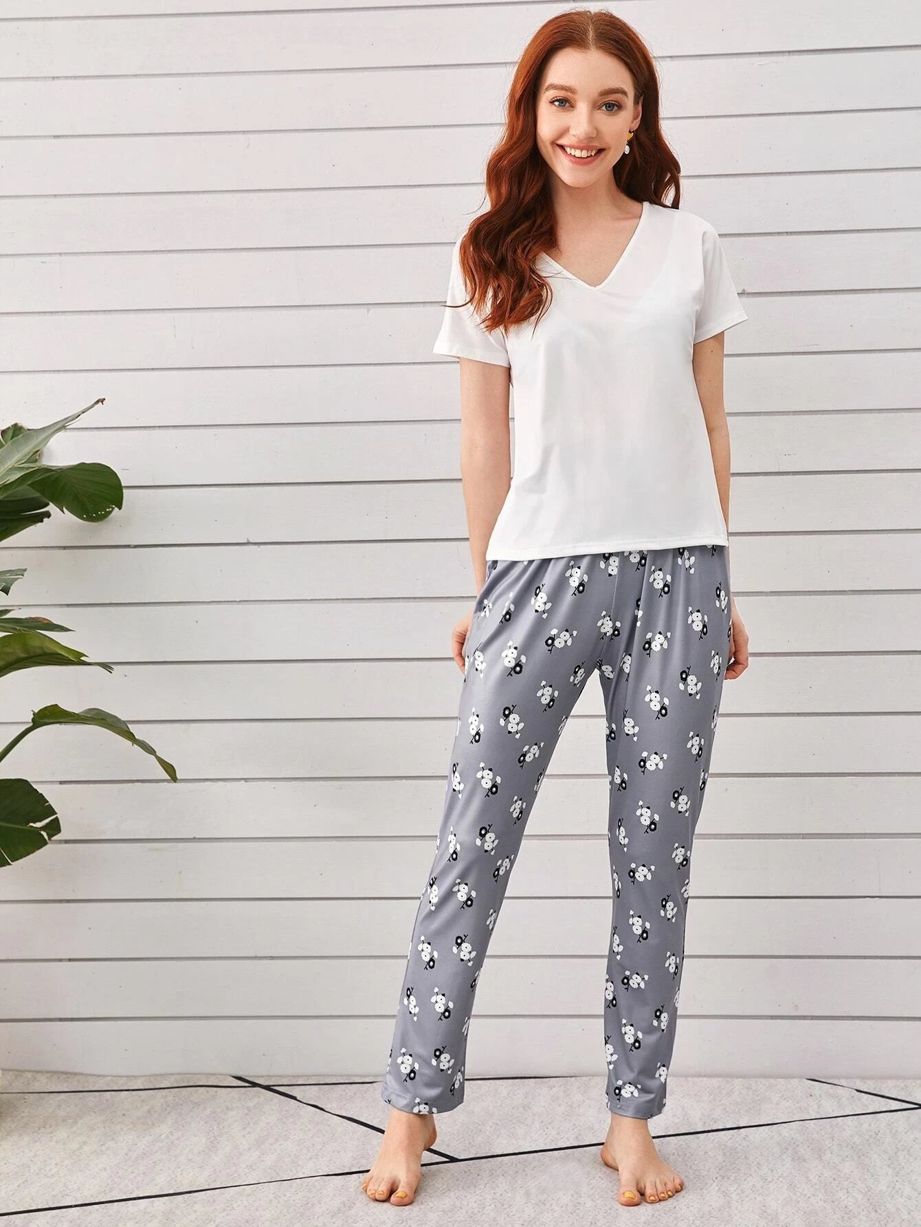 White V-Neck With Flower Printed Pajama Night Suit