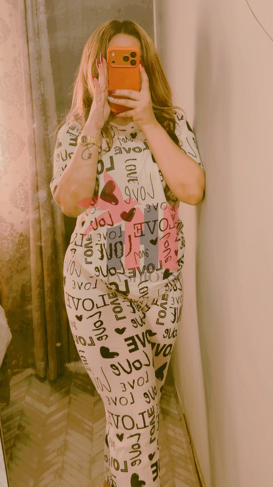 Drop Shoulder Love Printed  Night Suit