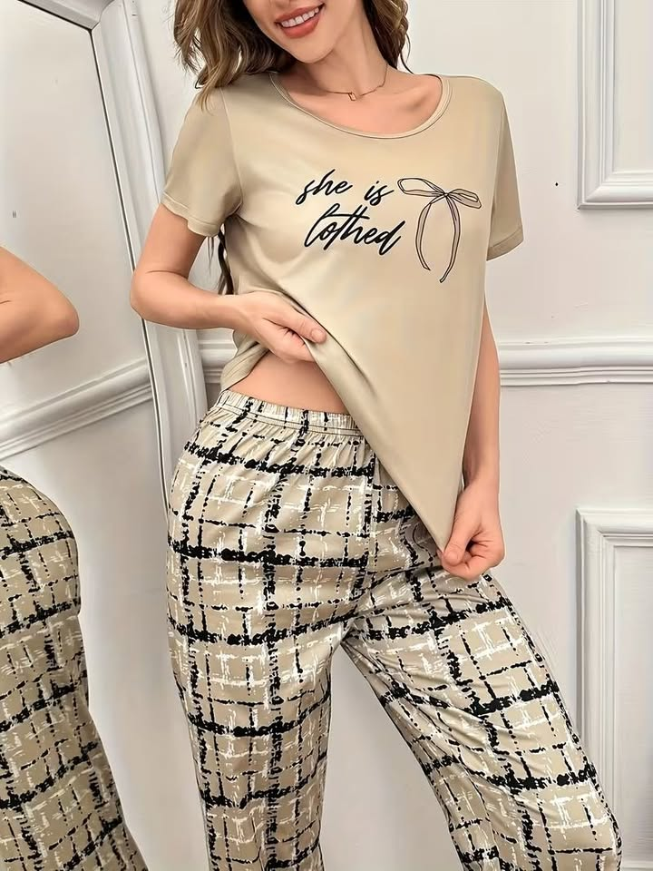 She is Cothed Printed Night Suit