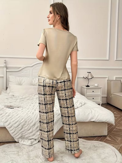 She is Cothed Printed Night Suit