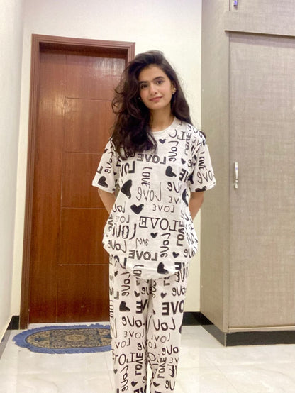 Drop Shoulder Love Printed  Night Suit