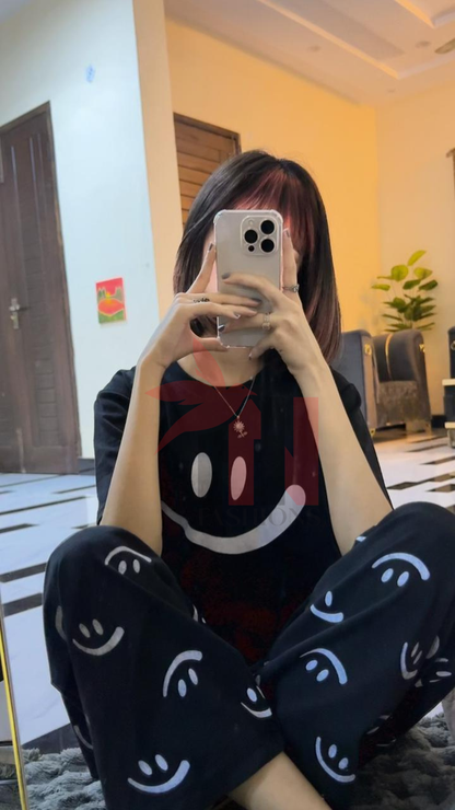 Black Smiley Printed Night Suit